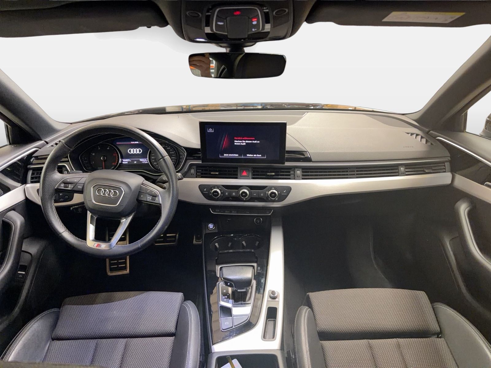 Fahrzeugabbildung Audi A4 Avant 40 TDI S tronic S line ACC|LED - mit KI generiert/bearbeitet