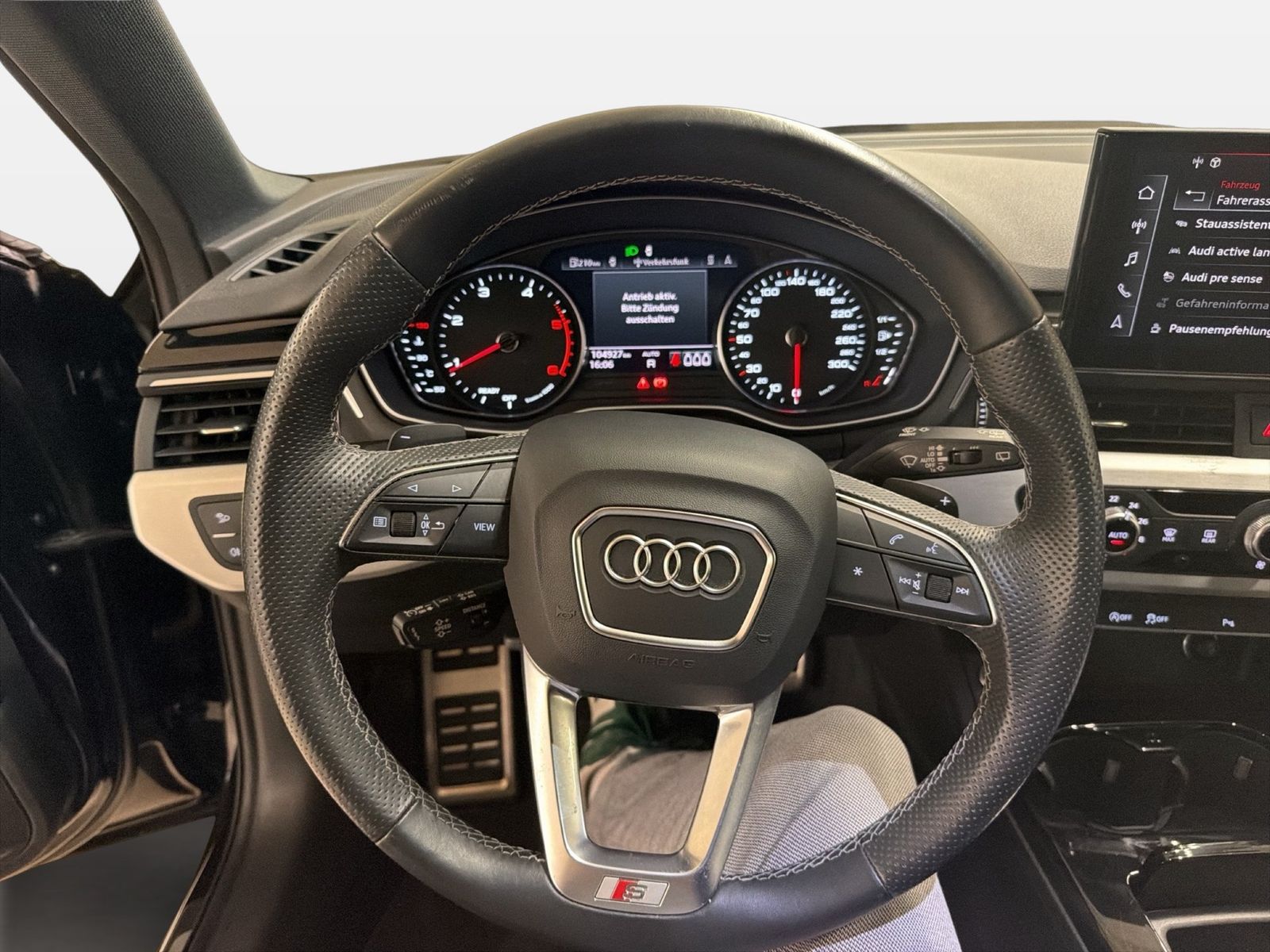 Fahrzeugabbildung Audi A4 Avant 40 TDI S tronic S line ACC|LED - mit KI generiert/bearbeitet