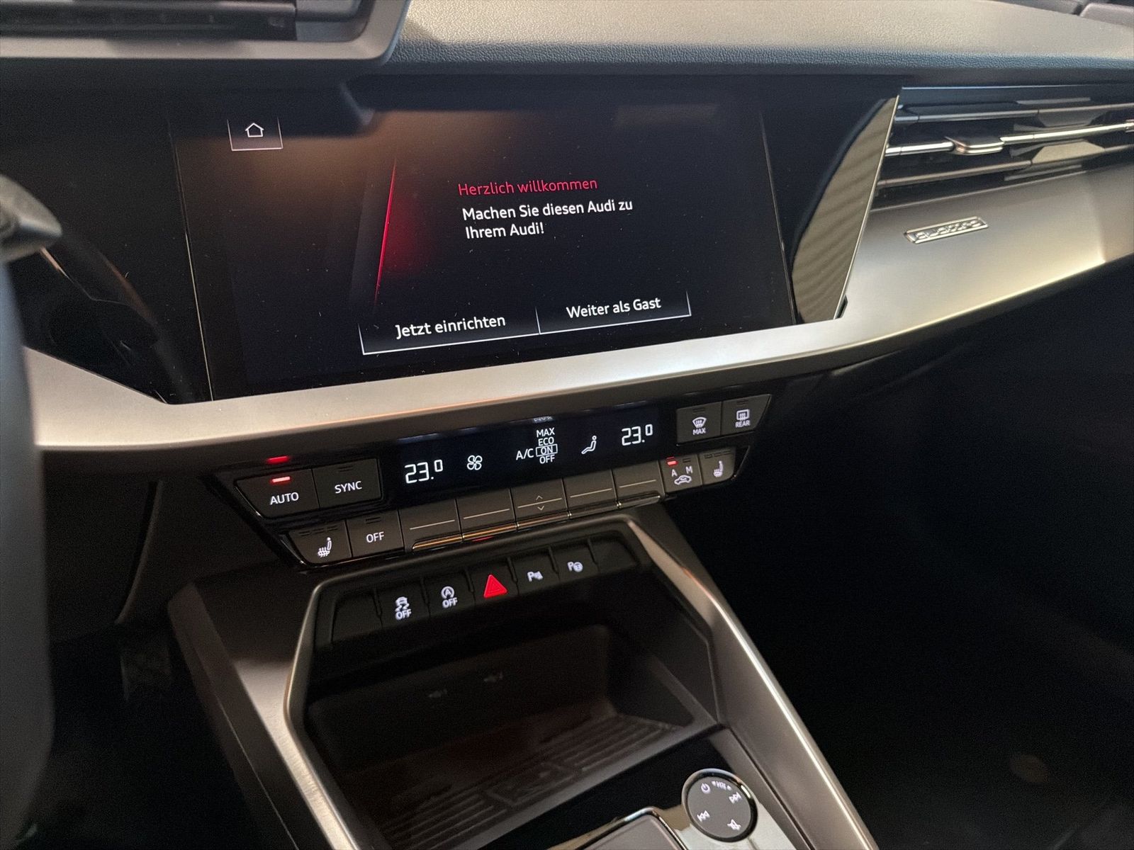Fahrzeug autohaus mense Fahrzeugabbildung Audi A3 Limousine 40 TDI quattro S tronic HUD|ACC|PDC