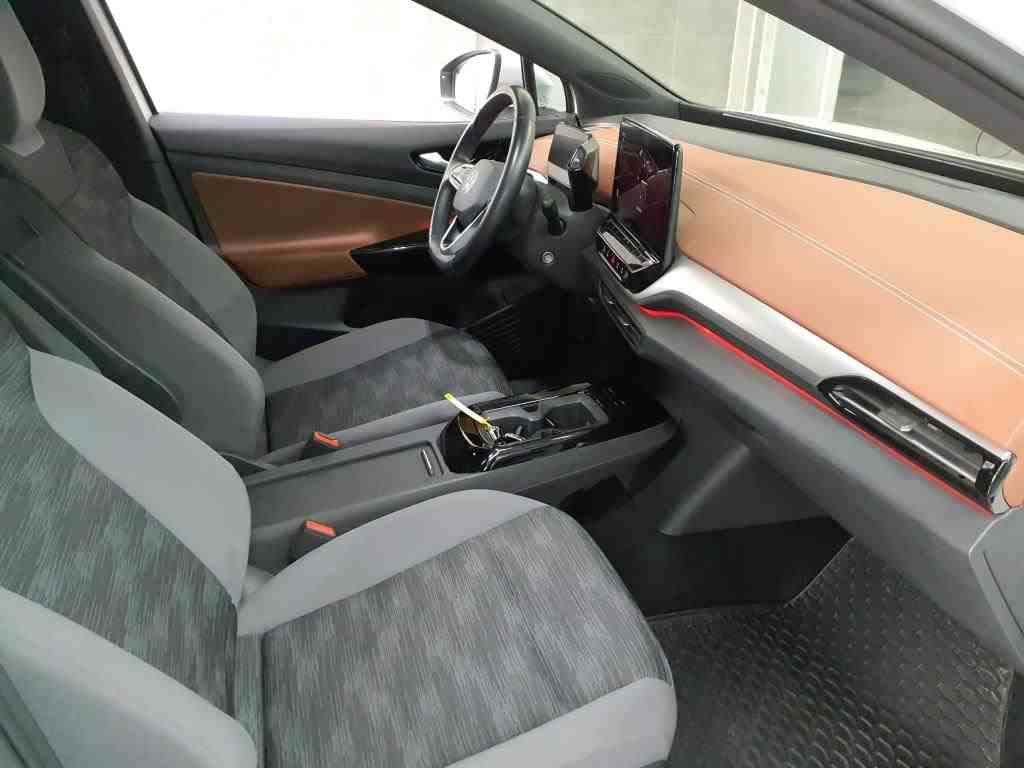 Fahrzeugabbildung Volkswagen ID.5 Pro Performance IQ.Light|Matrix|CarPlay|ACC