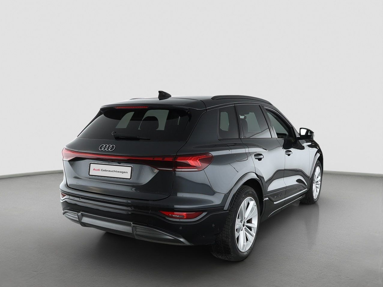 Fahrzeugabbildung Audi Q6 e-tron S-Line B&O|AHK|HUD|Standhzg|4xSHZG|ACC