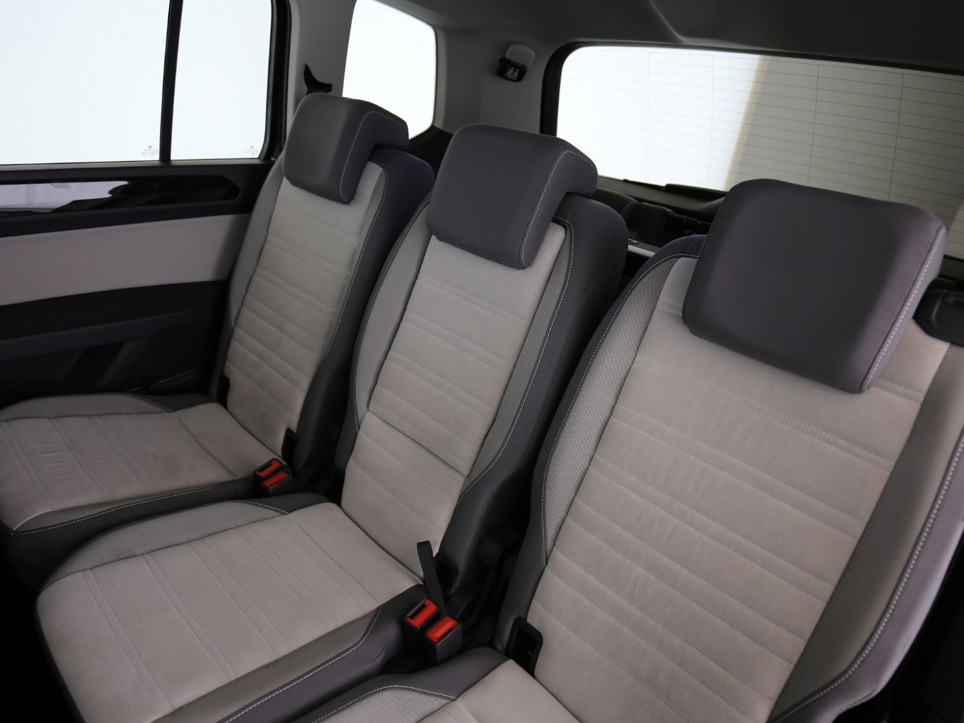 Fahrzeugabbildung Volkswagen Touran 2.0 TDI BMT Highline CarPlay|ACC|LED|Navi