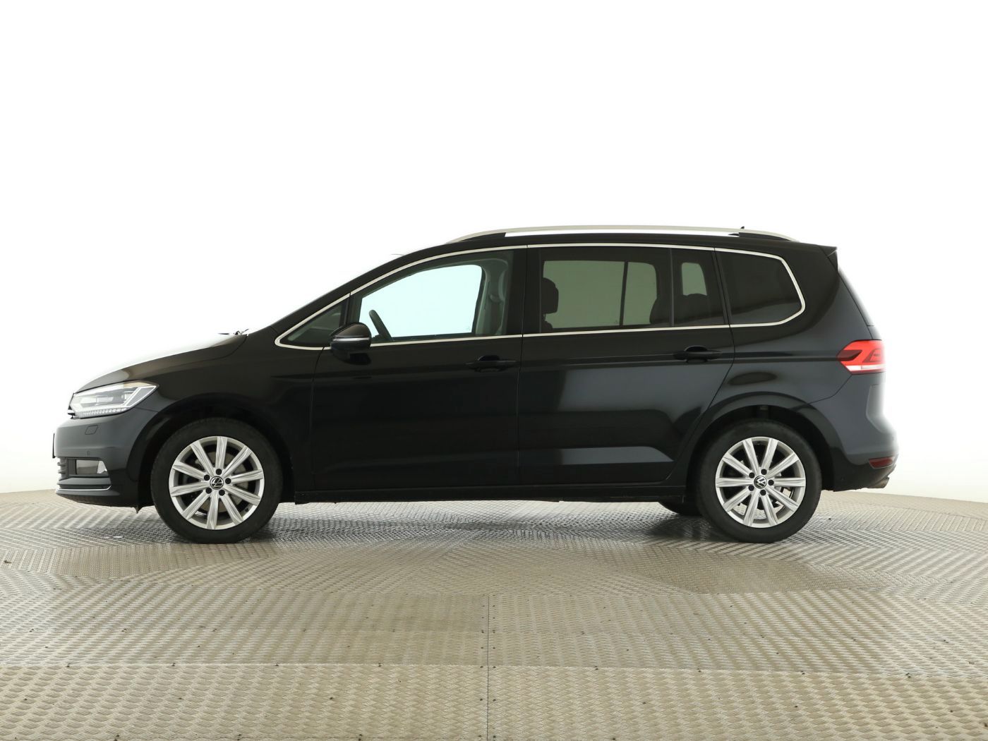 Fahrzeugabbildung Volkswagen Touran 2.0 TDI BMT Highline CarPlay|ACC|LED|Navi