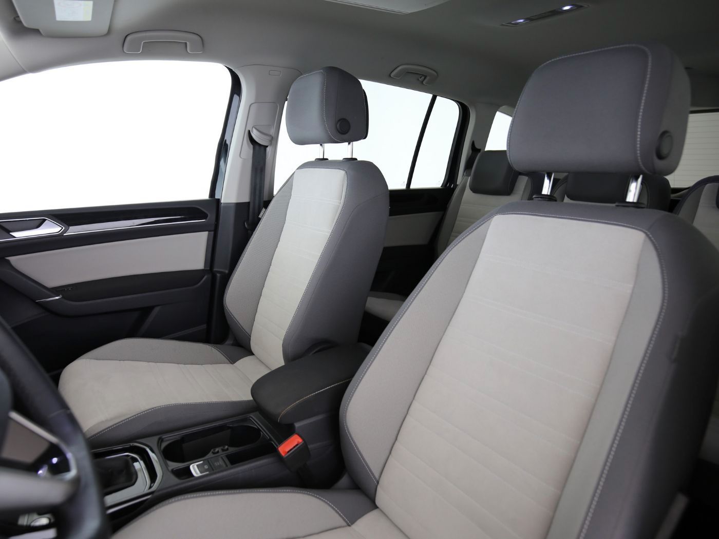 Fahrzeugabbildung Volkswagen Touran 2.0 TDI BMT Highline CarPlay|ACC|LED|Navi