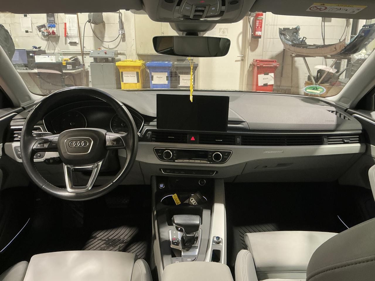 Fahrzeugabbildung Audi A4 Avant 40 TDI quattro S tronic S line B&O|AHK