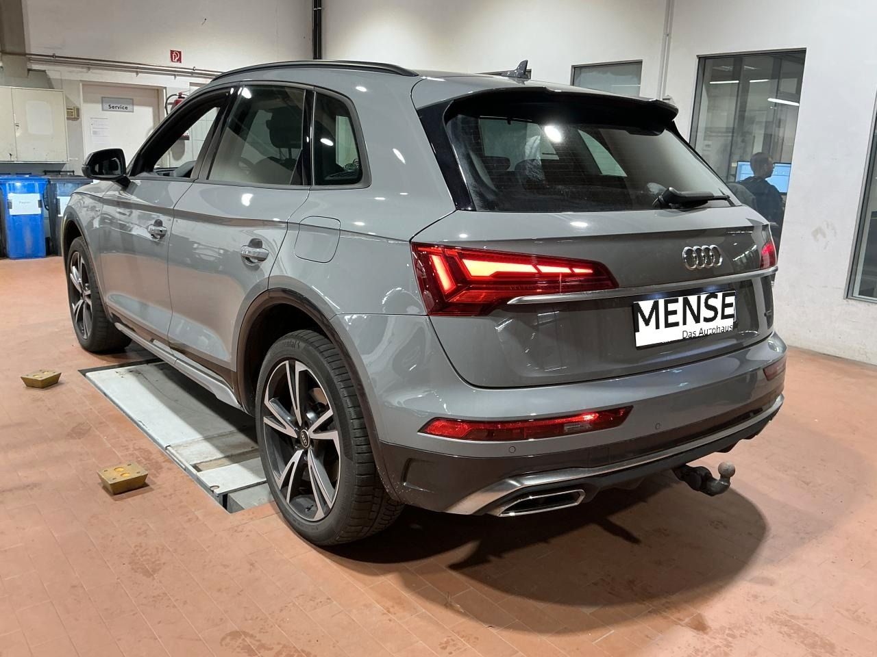 Fahrzeugabbildung Audi Q5 50 TFSI e quattro S tronic S line AHK|ACC|LED