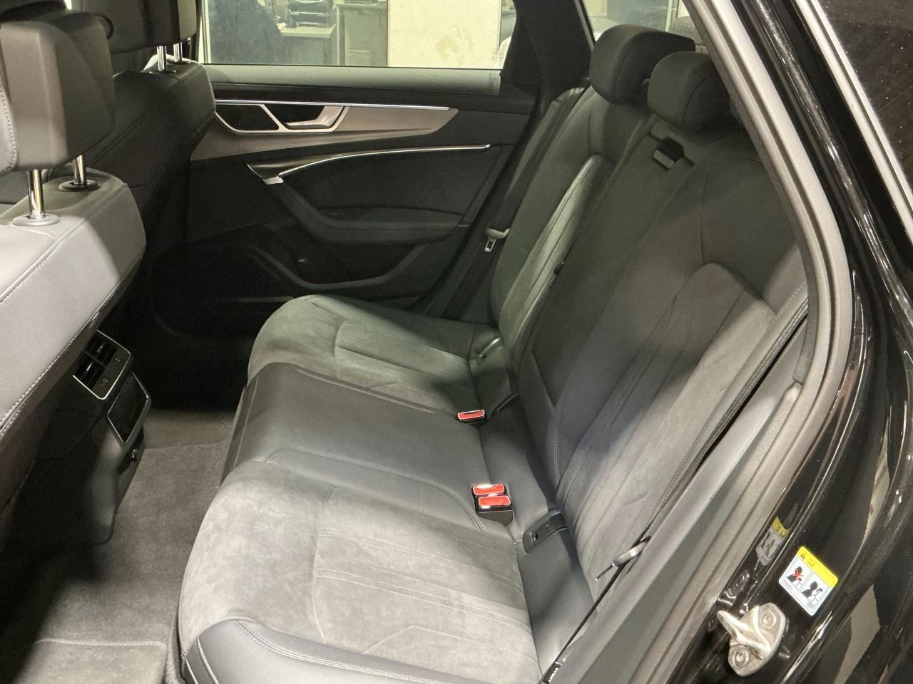 Fahrzeugabbildung Audi A6 Avant 50 TFSI e quattro S tronic design B&O