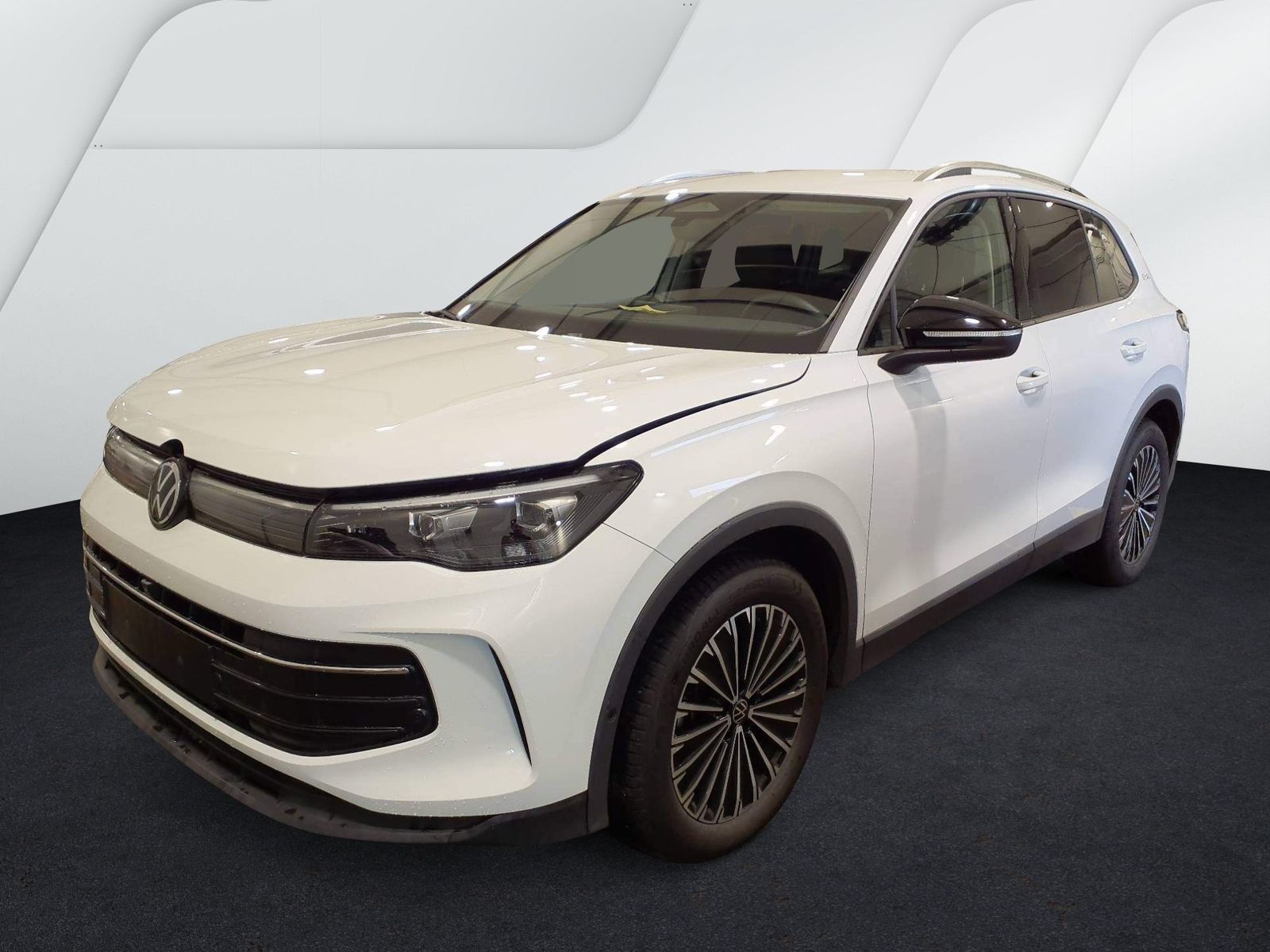 Fahrzeugabbildung Volkswagen Tiguan 1.5 eTSI DSG Goal Life CarPlay|AHK|ACC|LM