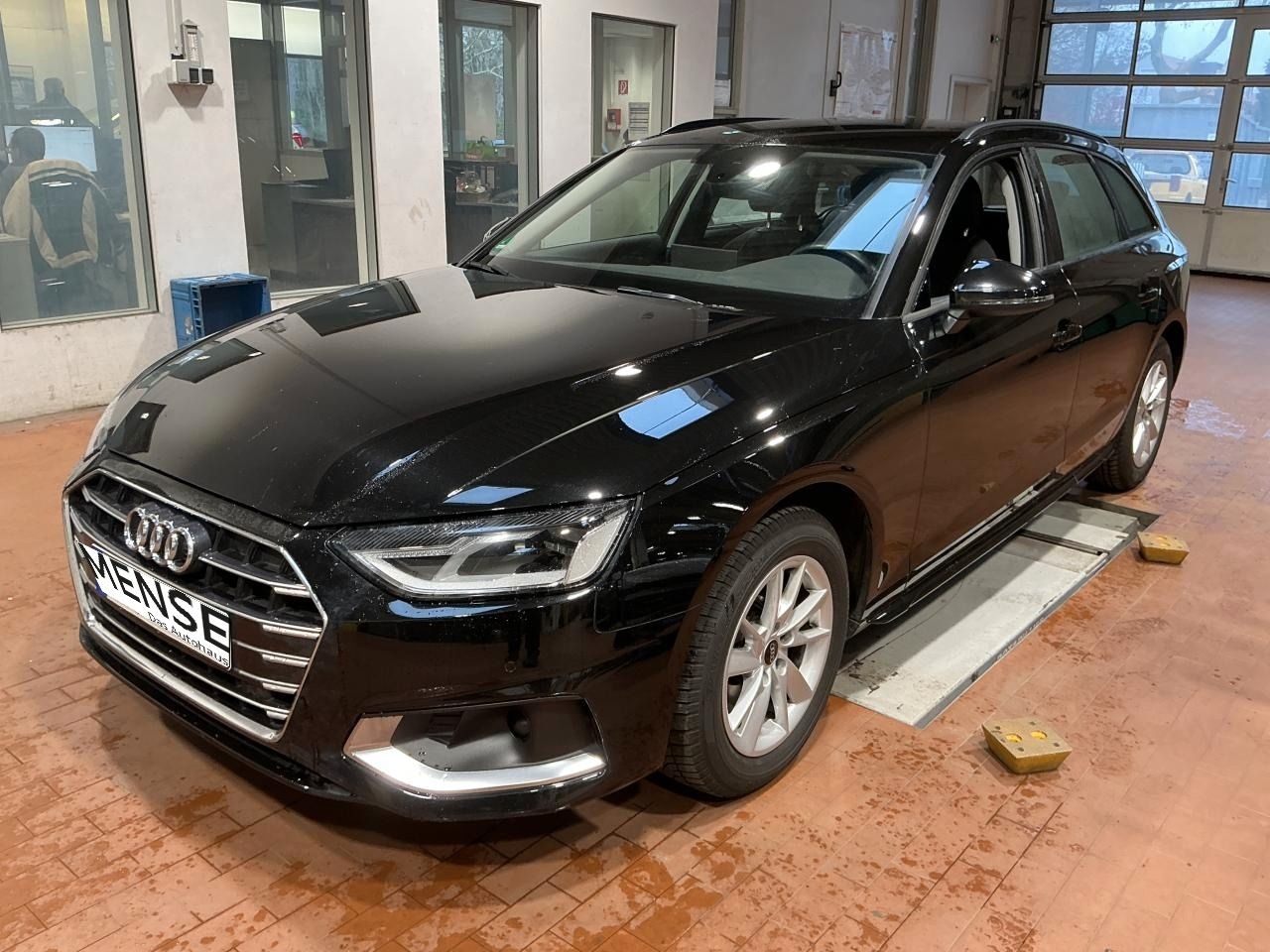 Fahrzeugabbildung Audi A4 Avant 35 TDI S tronic advanced AHK|Navi|PDC