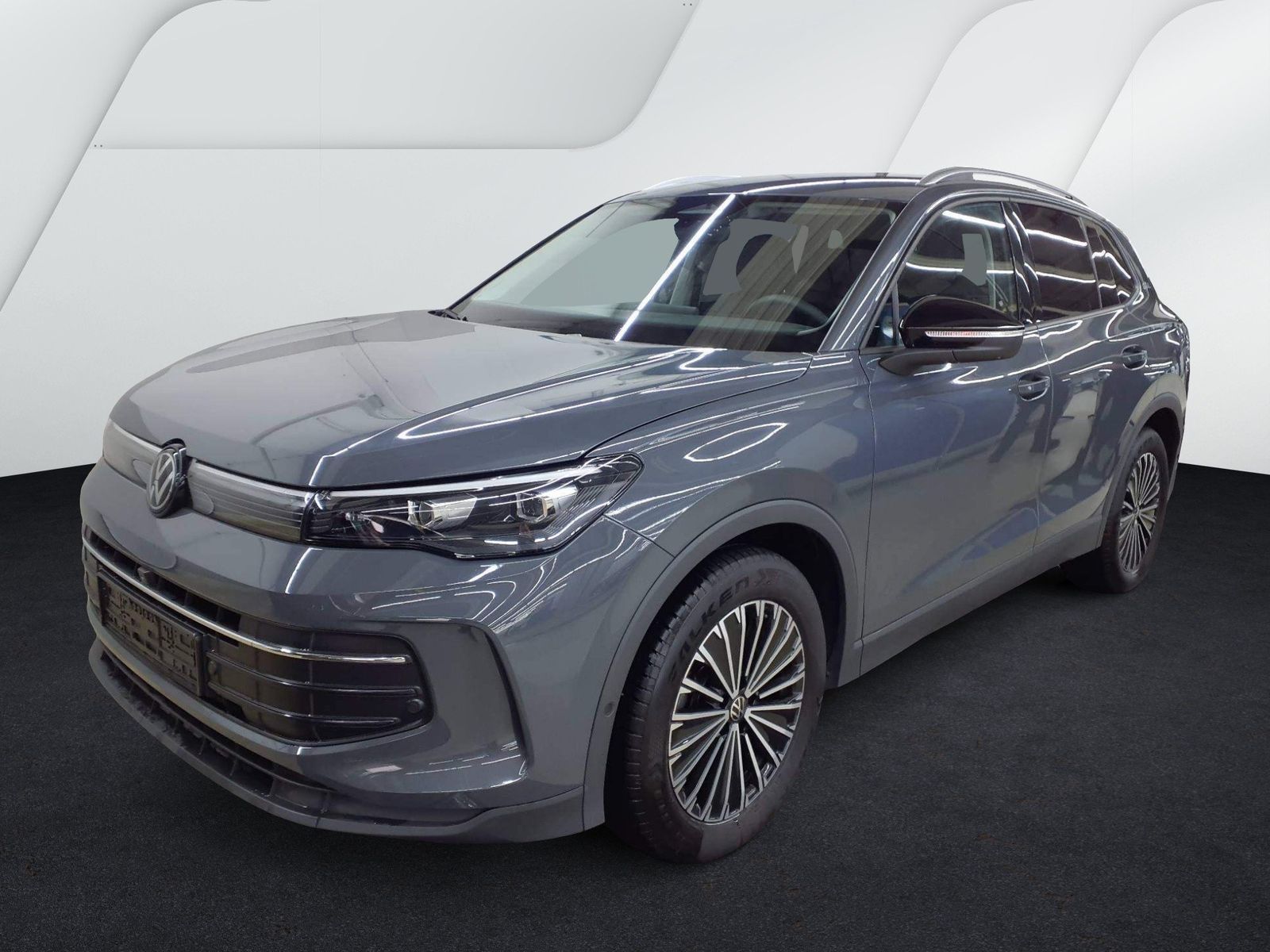 Fahrzeugabbildung Volkswagen Tiguan 1.5 eTSI DSG Goal Life CarPlay|ACC|LED|LM