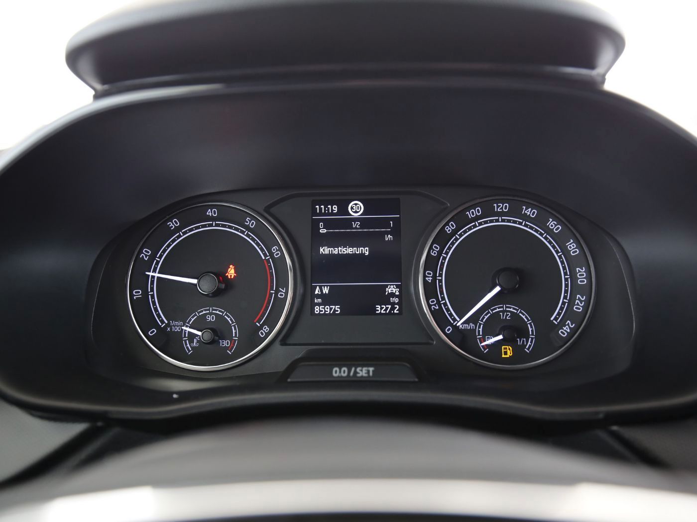 Fahrzeugabbildung SKODA Fabia 1.0 TSI Ambition LED|Navi|DynLicht|KlimaA