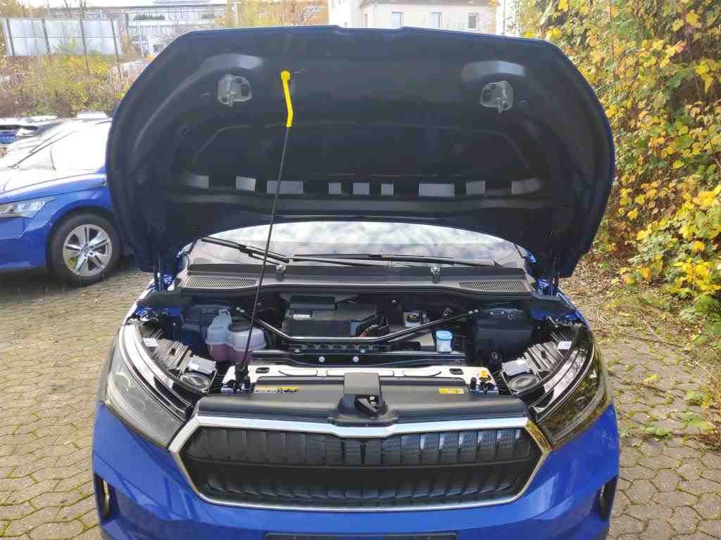 Fahrzeugabbildung SKODA Enyaq 50 Loft LED|VirtualCP|KlimaA|LaneAss|PDC