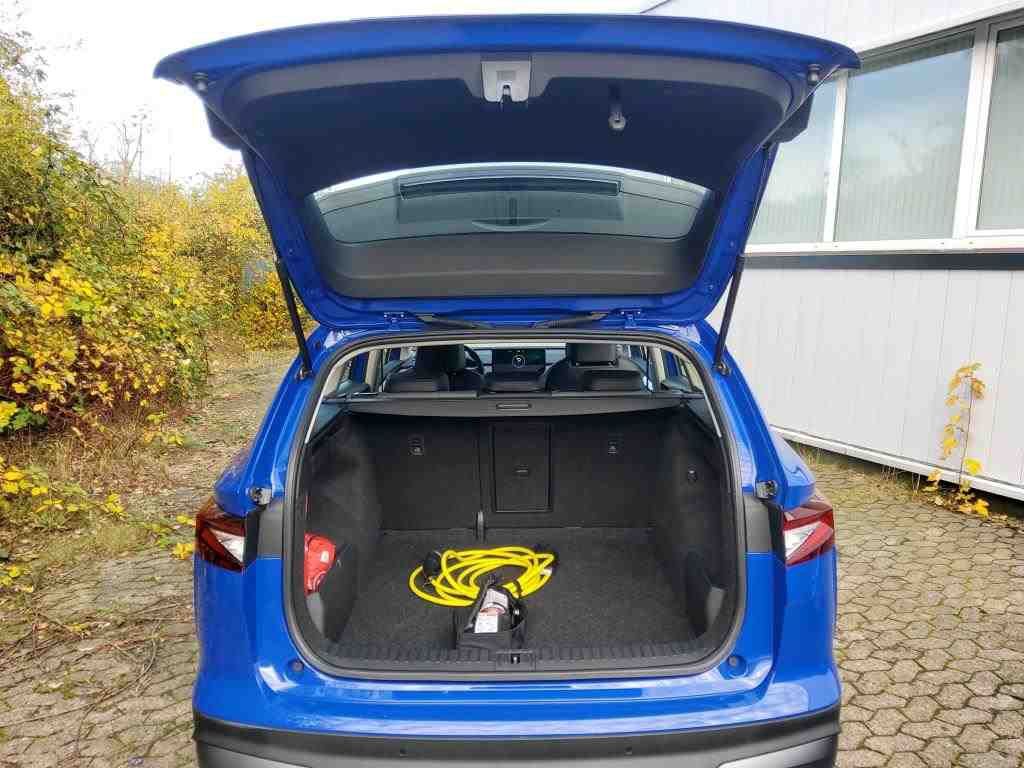 Fahrzeugabbildung SKODA Enyaq 50 Loft LED|VirtualCP|KlimaA|LaneAss|PDC