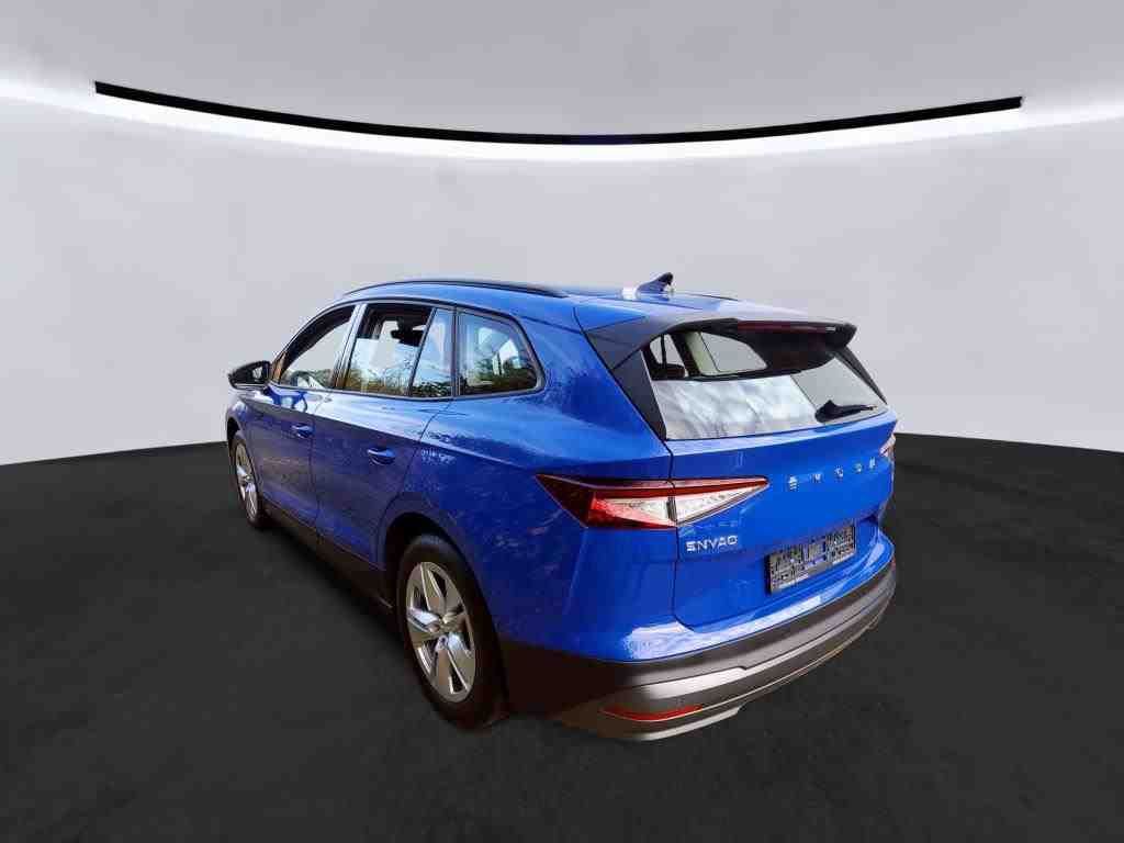 Fahrzeugabbildung SKODA Enyaq 50 Loft LED|VirtualCP|KlimaA|LaneAss|PDC