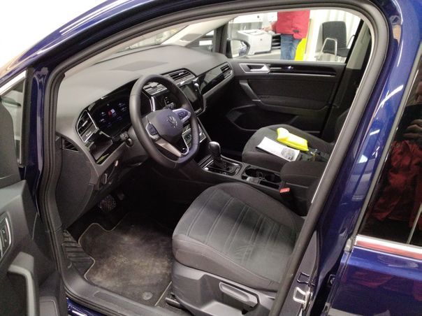 Fahrzeugabbildung Volkswagen Touran 2.0TDI DSG Highline CarPlay|AHK|4xSHZG|LM