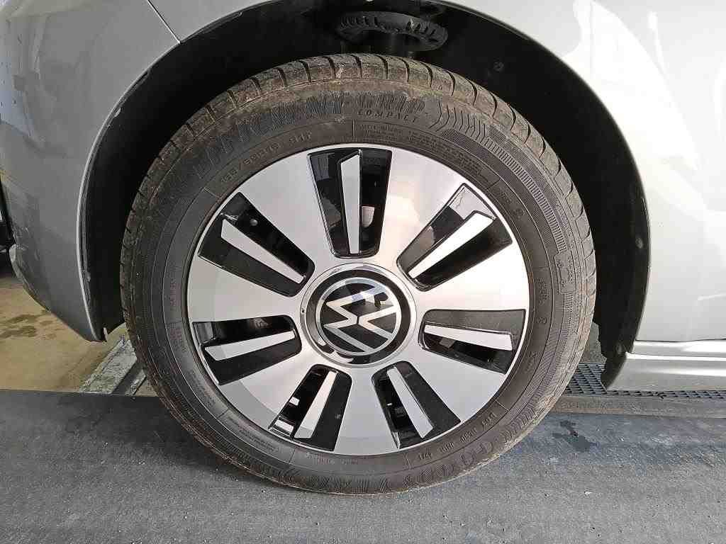 Fahrzeugabbildung Volkswagen e-up! move up ! Style plus KlimaA|SHZG|AUT|LM