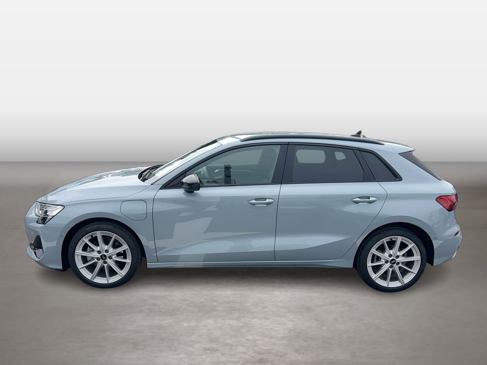 Fahrzeugabbildung Audi A3 Sportback 40 TFSI e S tronic S line Sonos|AHK