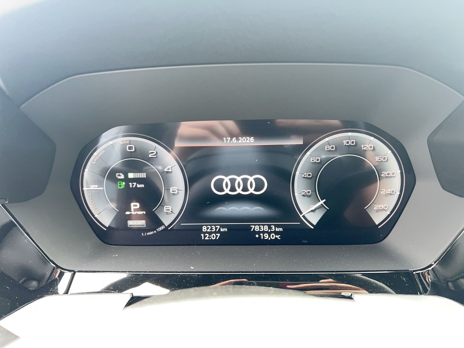 Fahrzeugabbildung Audi A3 Sportback 40 TFSI e S tronic S line Sonos|AHK