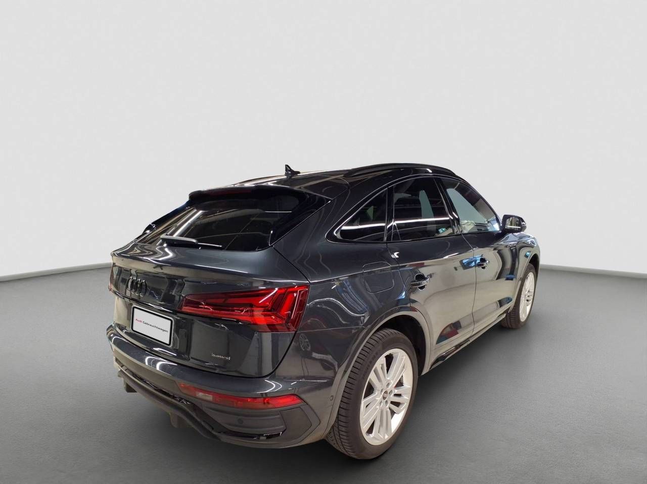 Fahrzeugabbildung Audi Q5 Sportback 50 TFSI e quattro S tronic advanced