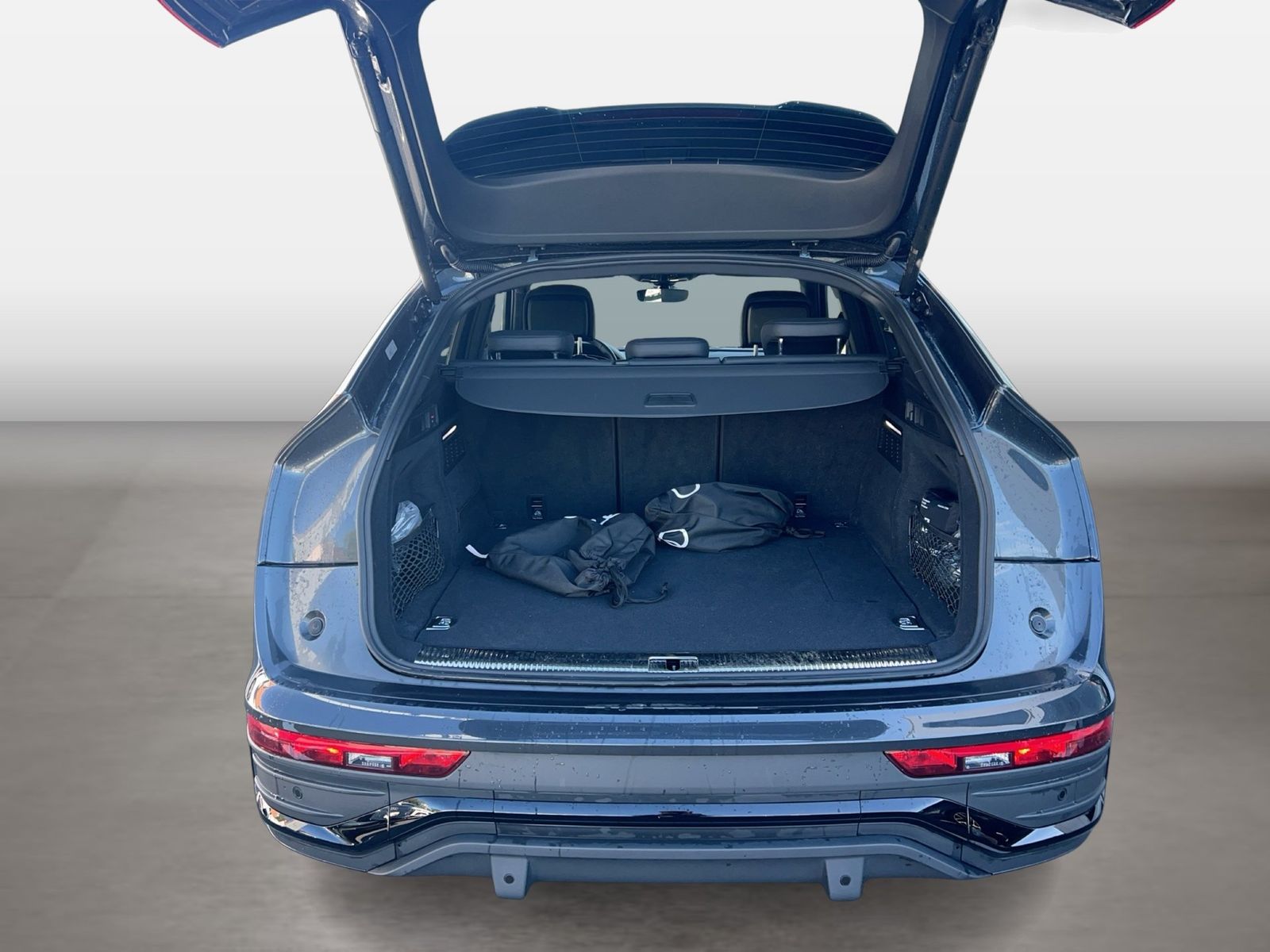 Fahrzeugabbildung Audi Q5 Sportback 50 TFSI e quattro S tronic advanced