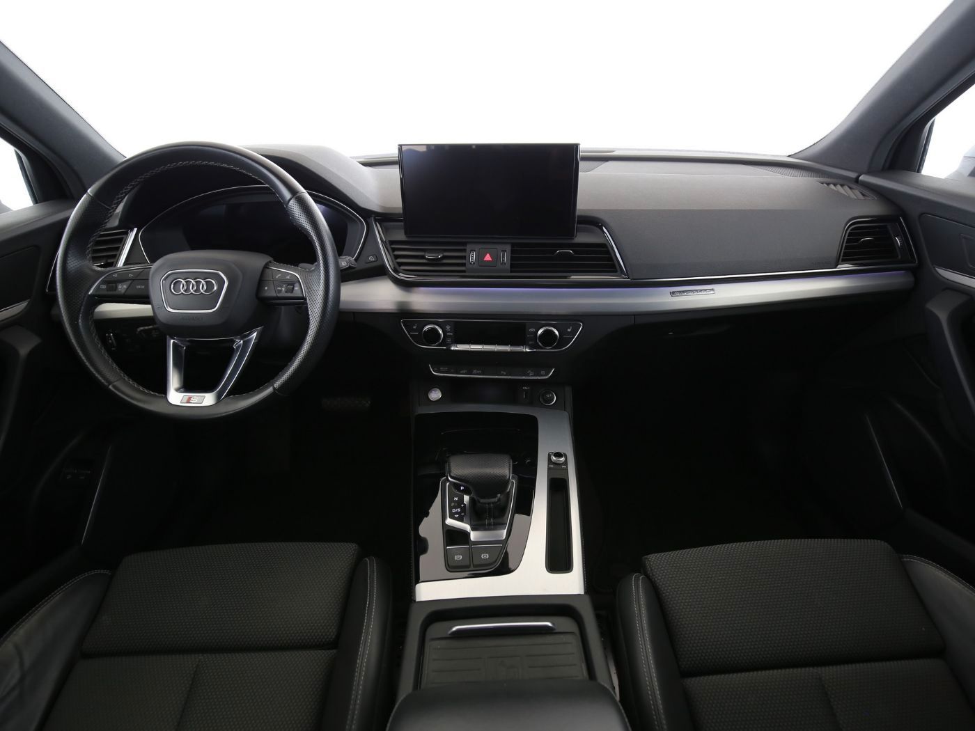Fahrzeugabbildung Audi Q5 55 TFSI e quattro S tronic S line AHK|ACC|LED