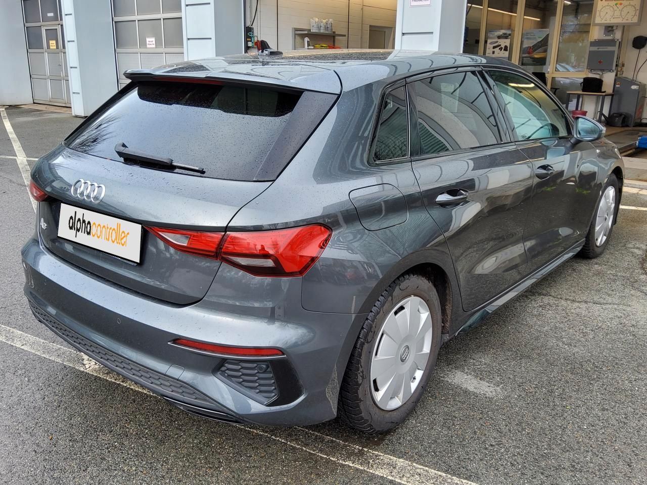 Fahrzeugabbildung Audi A3 Sportback 35 TFSI S tronic S line CarPlay|Nav