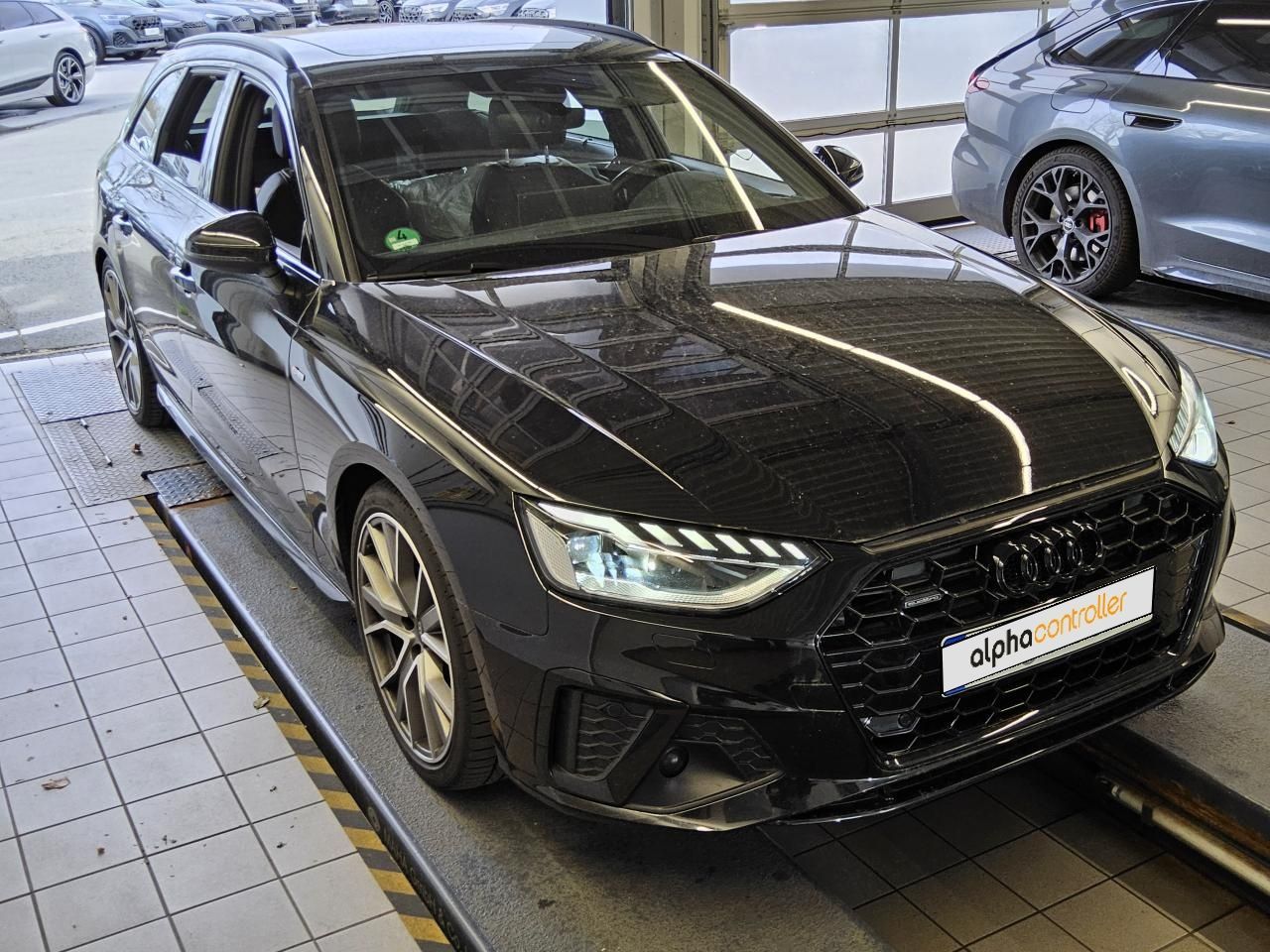 Fahrzeugabbildung Audi A4 Avant 40 TDI quattro S line 2023 (Facelift)