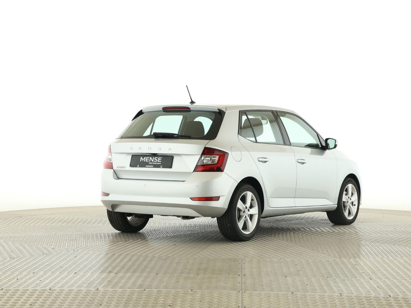 Fahrzeugabbildung SKODA Fabia 1.0 TSI Style Alcant.|Facelift|Kamera|PDC