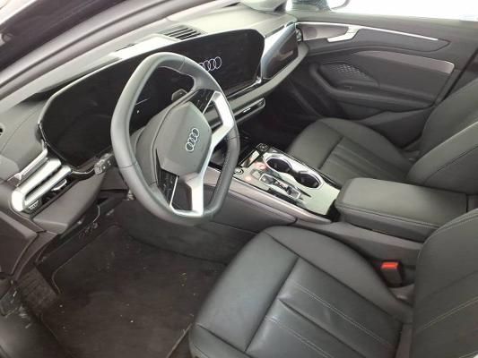 Fahrzeugabbildung Audi A6 Avant 2.0 TDI quattro S tronic B&O|AHK|HUD|LM
