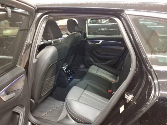 Fahrzeugabbildung Audi A6 Avant 2.0 TDI quattro S tronic B&O|AHK|HUD|LM