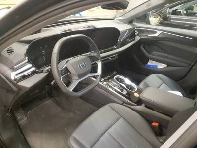 Fahrzeugabbildung Audi A6 Avant 2.0 TDI quattro S tronic B&O|AHK|HUD|LM