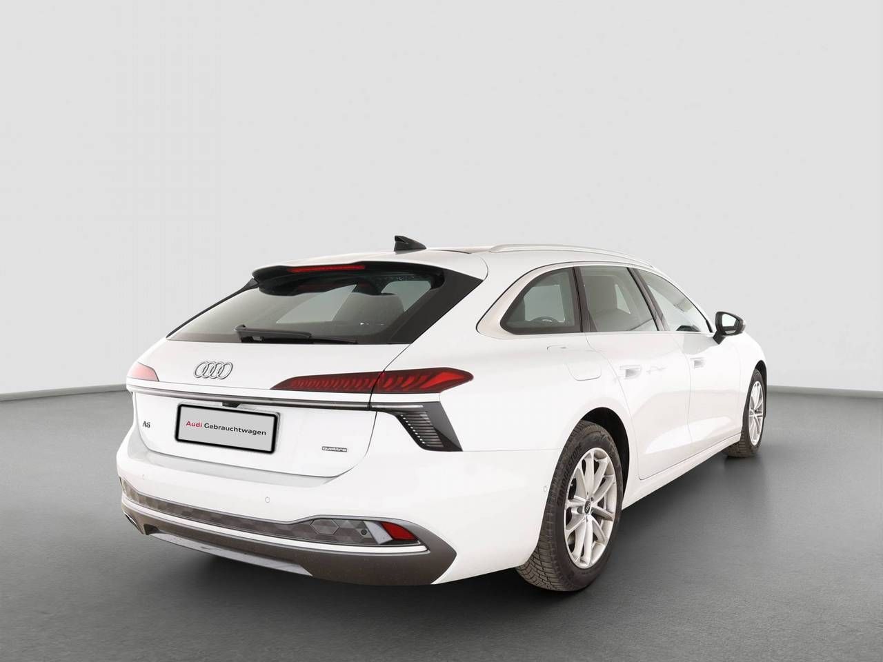 Fahrzeugabbildung Audi A6 Avant TDI quattro 150 kW S tronic AHK|Pano|LM