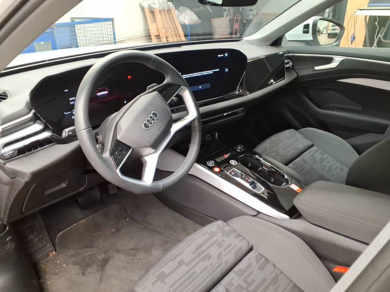 Fahrzeugabbildung Audi A6 Avant TDI quattro 150 kW S tronic AHK|Pano|LM