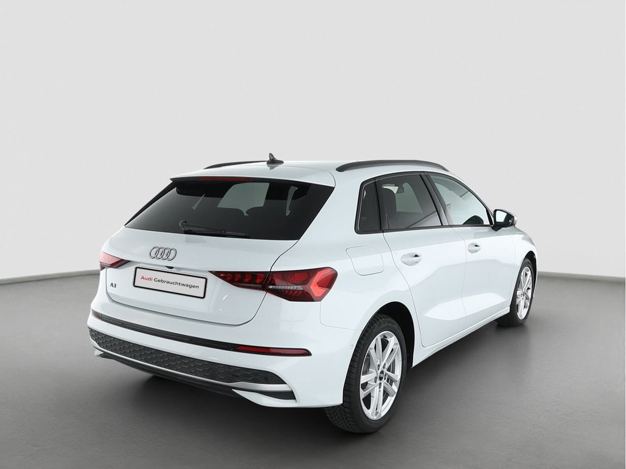 Fahrzeugabbildung Audi A3 Sportback 40 TFSI e S tronic Standhzg|ACC|LED