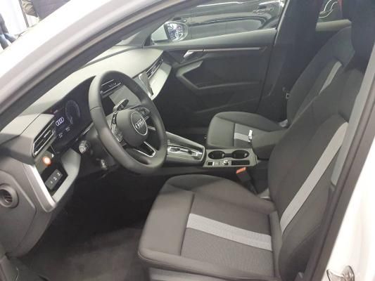 Fahrzeugabbildung Audi A3 Sportback 40 TFSI e S tronic Standhzg|ACC|LED