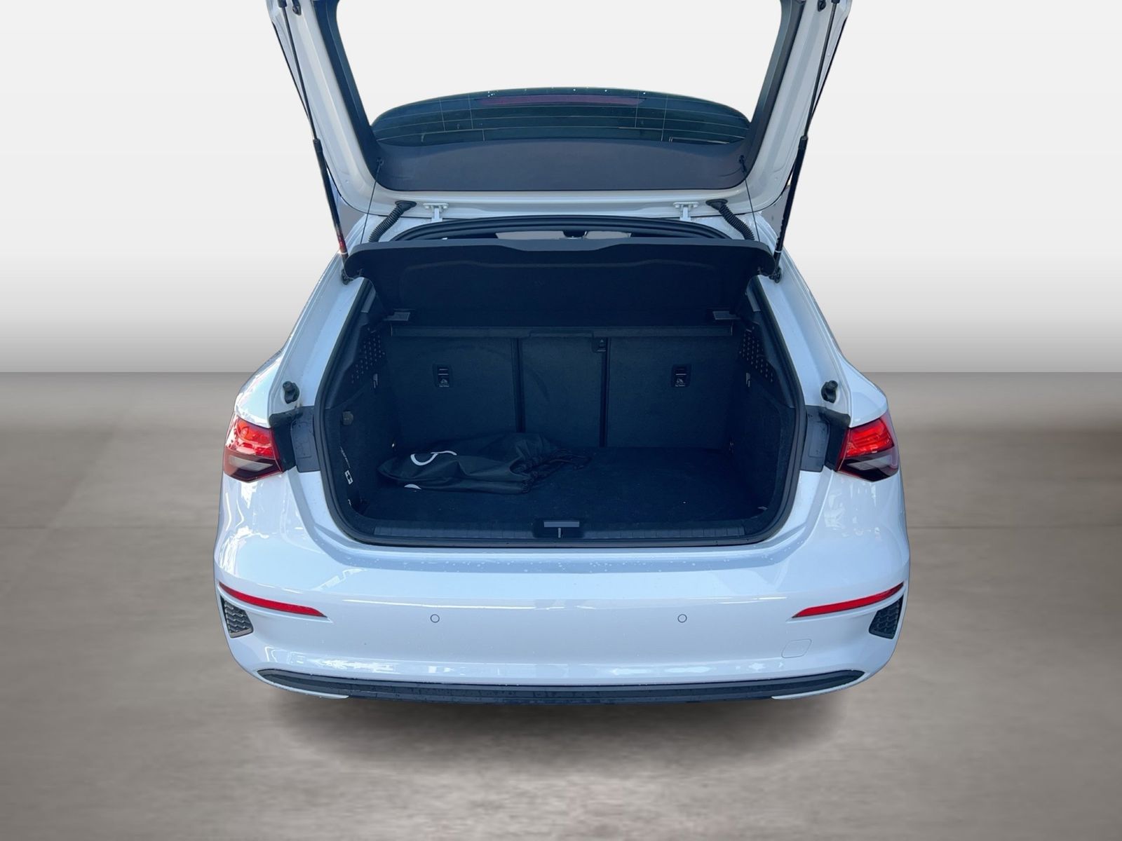 Fahrzeugabbildung Audi A3 Sportback 40 TFSIe S tronic ACC|Navi|KlimaA