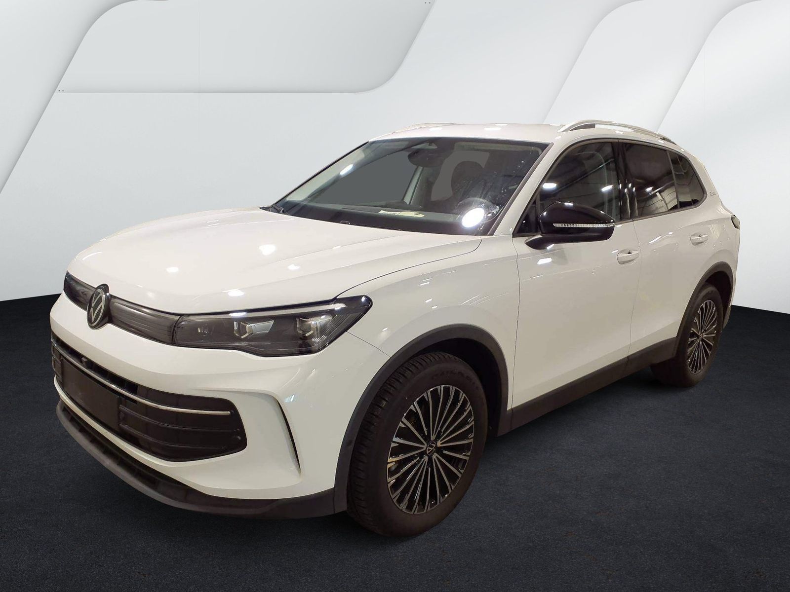 Fahrzeugabbildung Volkswagen Tiguan 1.5 eTSI DSG Life Goal CarPlay|AHK|ACC|LM