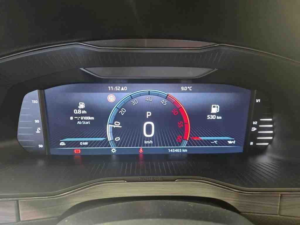 Fahrzeugabbildung SKODA Superb Combi 2.0 TDI Ambition Standhzg|4xSHZG|LM