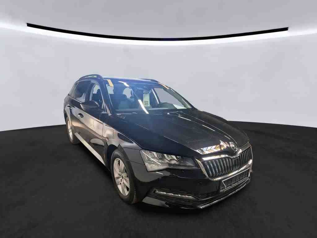 Fahrzeugabbildung SKODA Superb Combi 2.0 TDI Ambition Standhzg|4xSHZG|LM