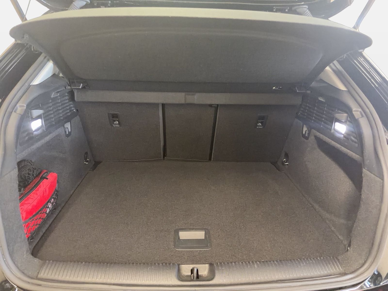 Fahrzeug autohaus mense Fahrzeugabbildung Audi Q2 1.4 TFSI CarPlay|AHK|Pano|Navi|VirtualCP|PDC