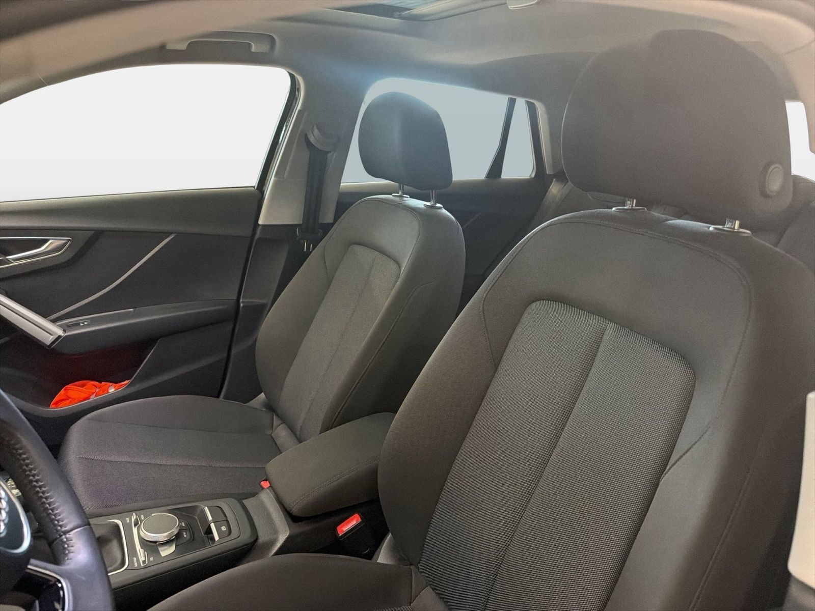 Fahrzeug autohaus mense Fahrzeugabbildung Audi Q2 1.4 TFSI CarPlay|AHK|Pano|Navi|VirtualCP|PDC