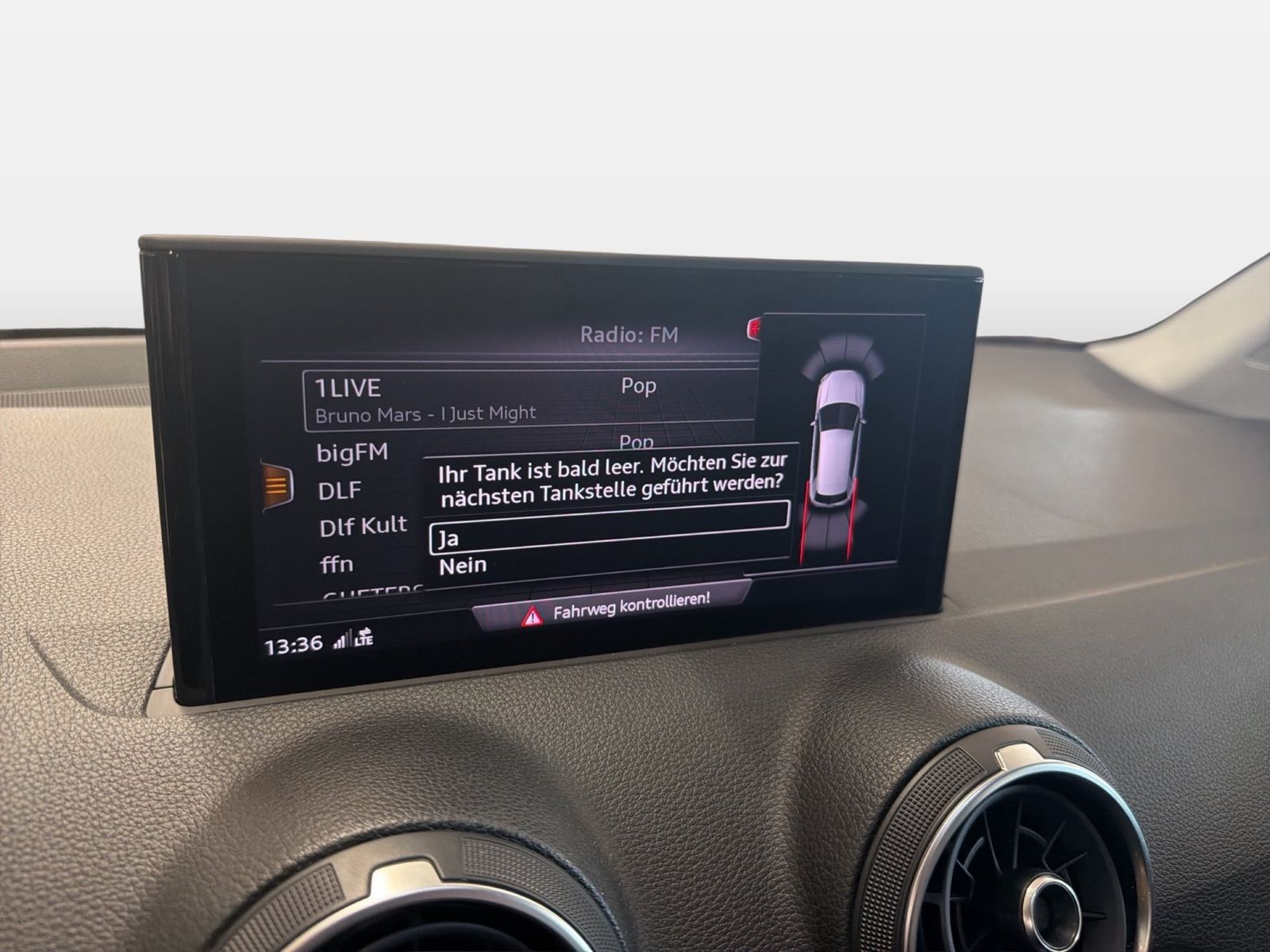 Fahrzeug autohaus mense Fahrzeugabbildung Audi Q2 1.4 TFSI CarPlay|AHK|Pano|Navi|VirtualCP|PDC