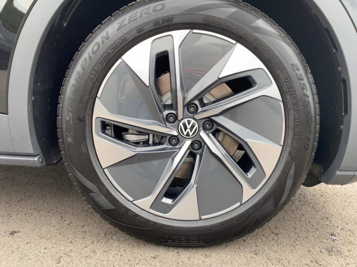 Fahrzeugabbildung Volkswagen ID.4 Pure ENERGY 52 kWh Navi eKlappe Keyless ACC