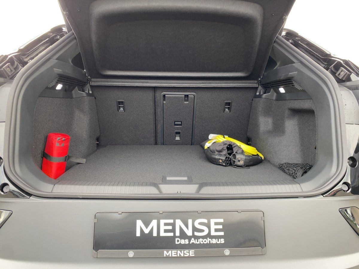 Fahrzeugabbildung Volkswagen ID.4 Pure ENERGY 52 kWh Navi eKlappe Keyless ACC