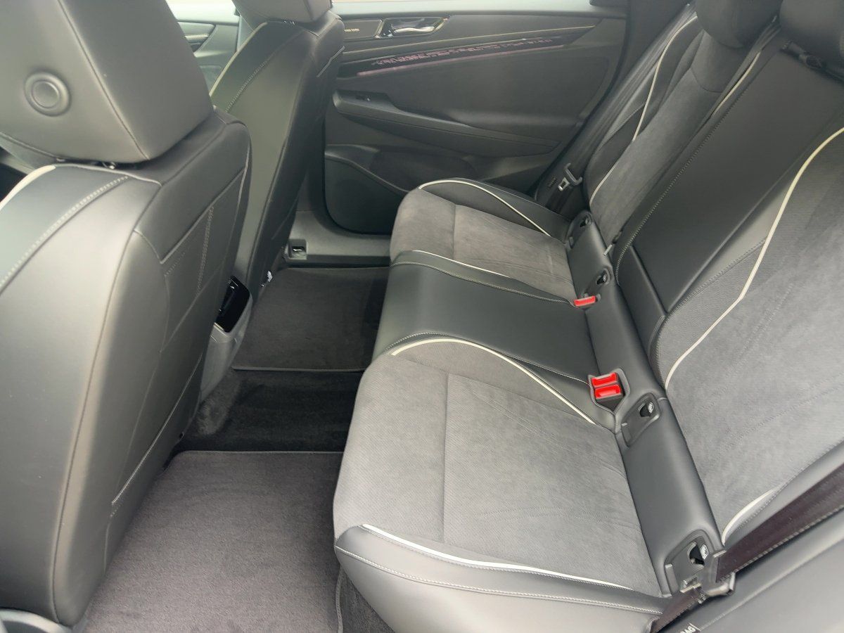 Fahrzeugabbildung Volkswagen ID.7 Tourer Pro S 86 kWh Nav 360° eSitze IQ.Ligh