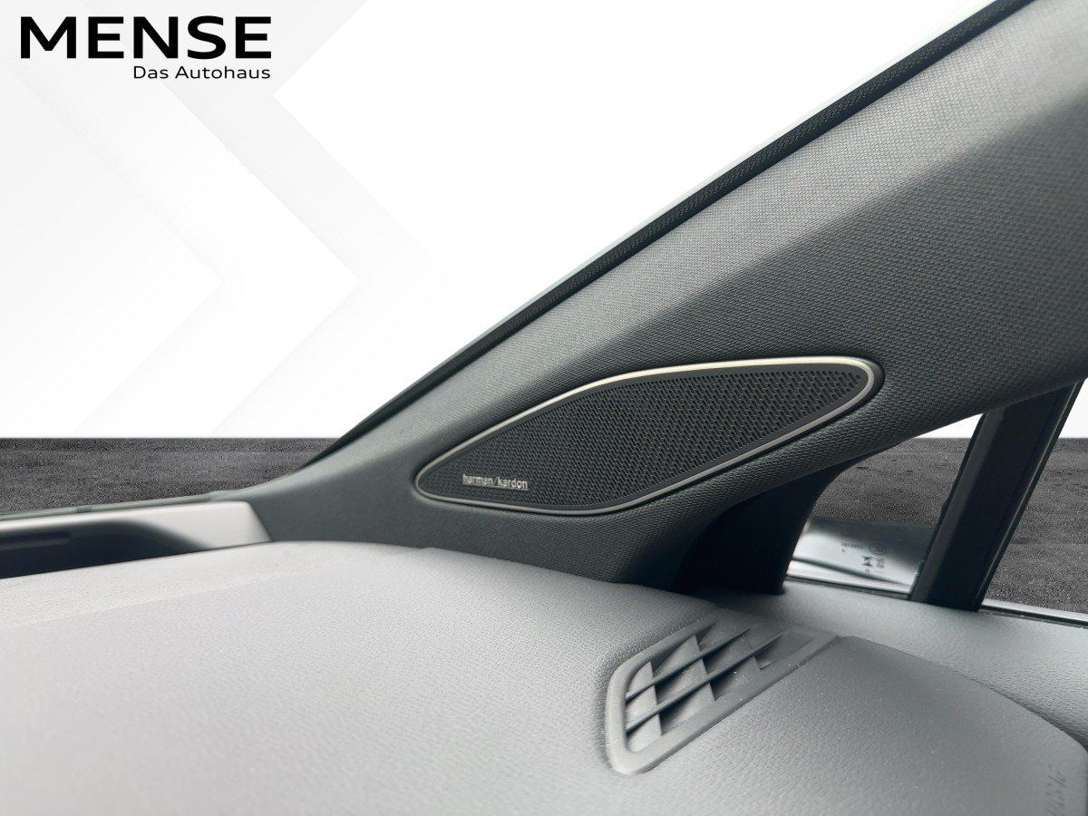 Fahrzeugabbildung Volkswagen ID.7 Tourer Pro S 86 kWh Nav 360° eSitze IQ.Ligh