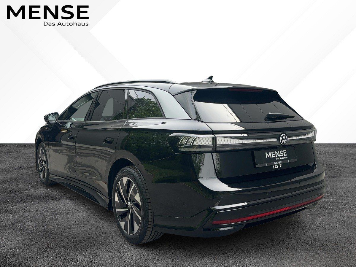 Fahrzeugabbildung Volkswagen ID.7 Tourer Pro S 86 kWh Nav 360° eSitze IQ.Ligh
