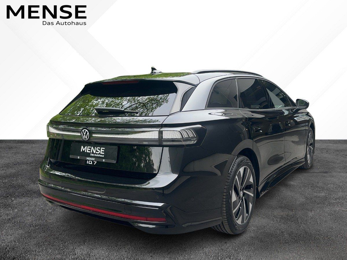 Fahrzeugabbildung Volkswagen ID.7 Tourer Pro S 86 kWh Nav 360° eSitze IQ.Ligh