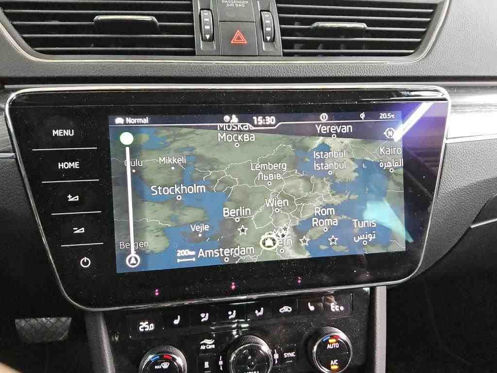 Fahrzeugabbildung SKODA Superb Combi Style 1.4l TSI iV 160kW 6-Gang-DSG