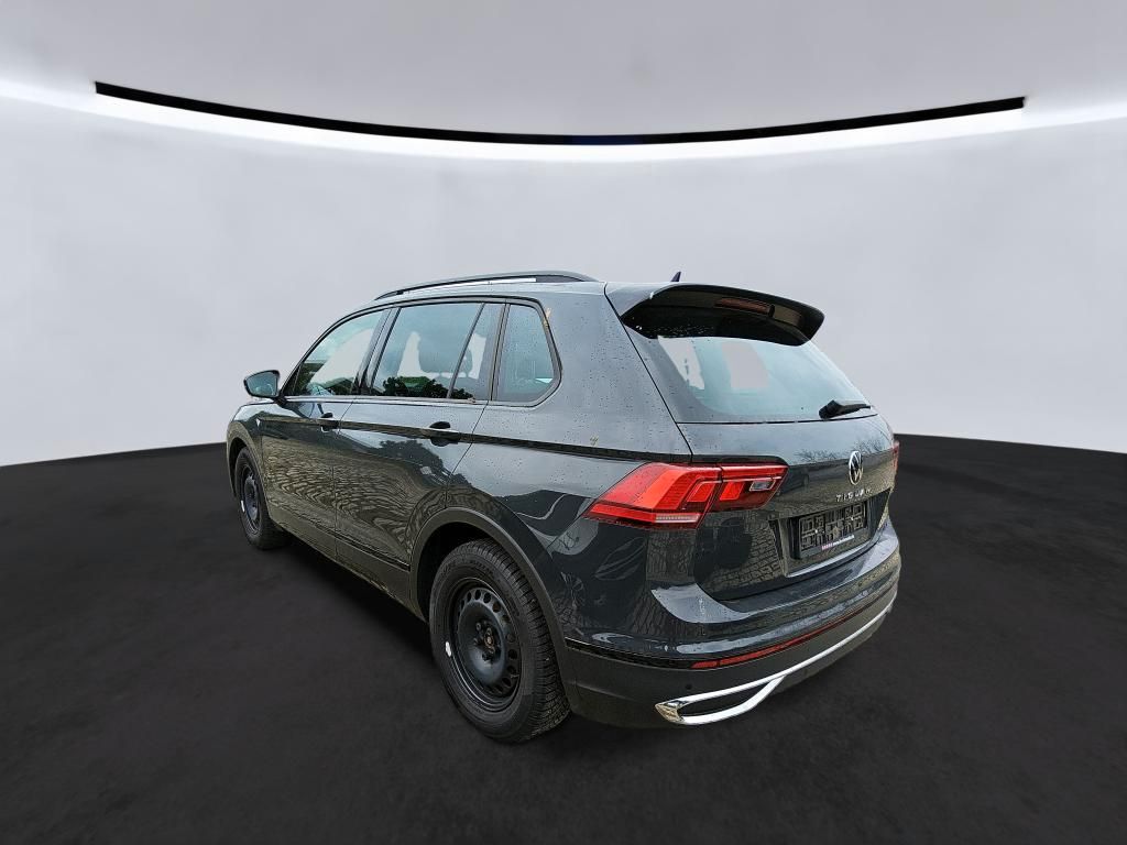 Fahrzeugabbildung Volkswagen Tiguan 2.0 TSI 4 Motion DSG Urban Sport CarPlay